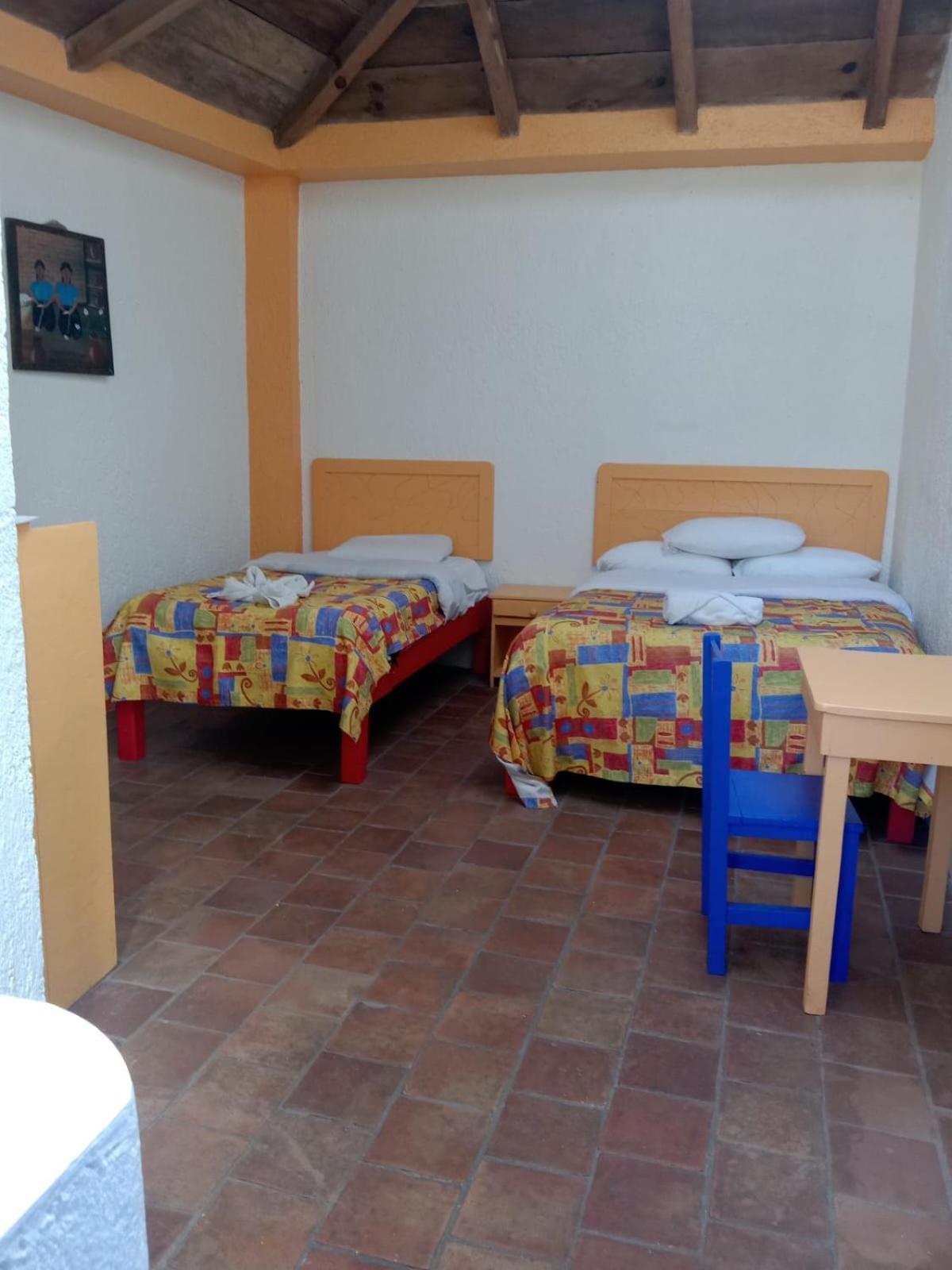 Rossco Hostel San Cristobal de las Casas Exterior photo