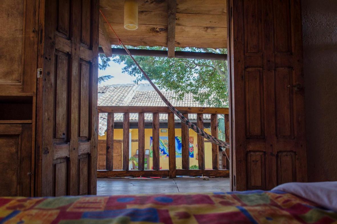 Rossco Hostel San Cristobal de las Casas Exterior photo
